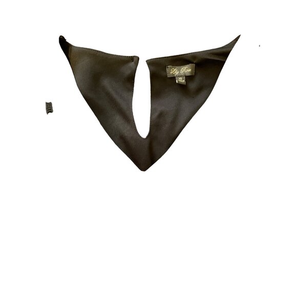 Floral Lily Rose Dress With V-Neckline & 3/4 Bell Sleeves - Small - Picture 4 of 4